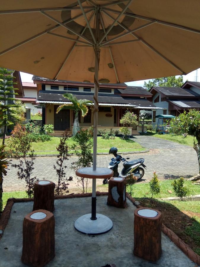 Vila Kota Bunga Private Pool Puncak Exteriér fotografie